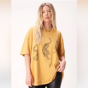 Urban Outfitters Oversized Tiger Tee